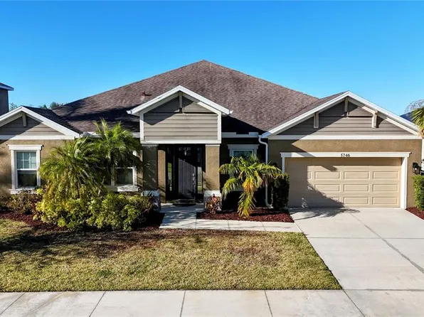 5746 Hydrangea Cir, Sarasota, FL 34238