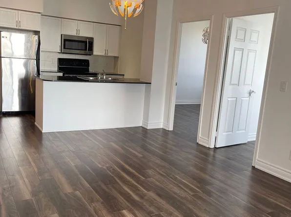 388 Prince Of Wales Dr, Mississauga, ON