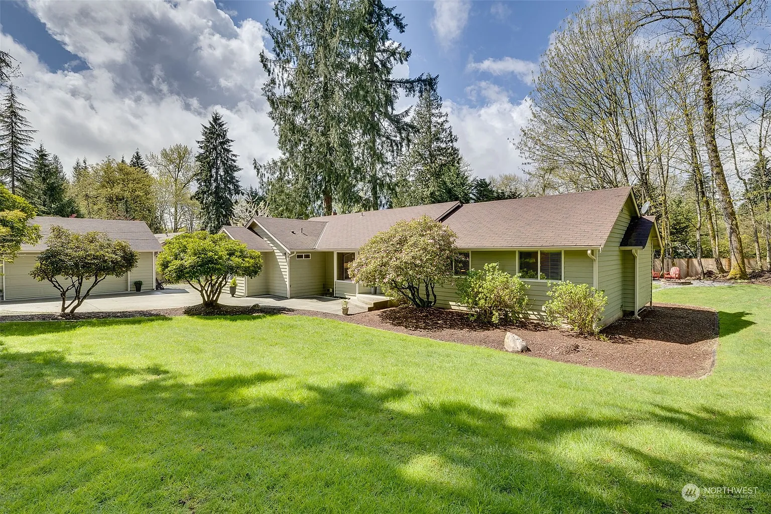 23708 139th Drive SE photo 1