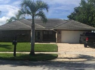 14210 Somerset Pl, Davie, FL 33325