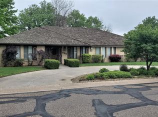690 Lilac Dr, Liberal, KS 67901