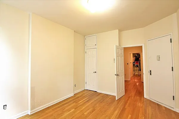 Rented by JK Dansar Corp | media 12
