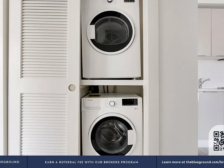 Washer/Dryer in Apartment