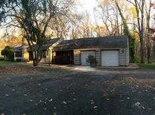 35 Delaware Ave, Trenton, NJ 08628