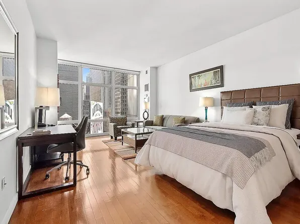 1600 Broadway APT 19F, New York, NY 10019