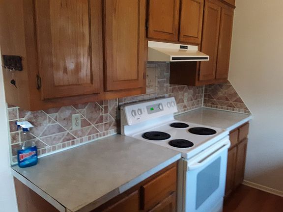 4th image of 1324 Bon Air St