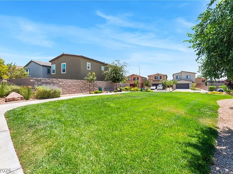 3811 Andorian Ave — Photo 42