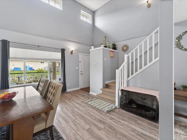 2460 Driftwood Pl, Sooke, BC V9Z 0Y8