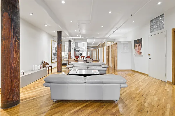 Sold by Compass | media 16