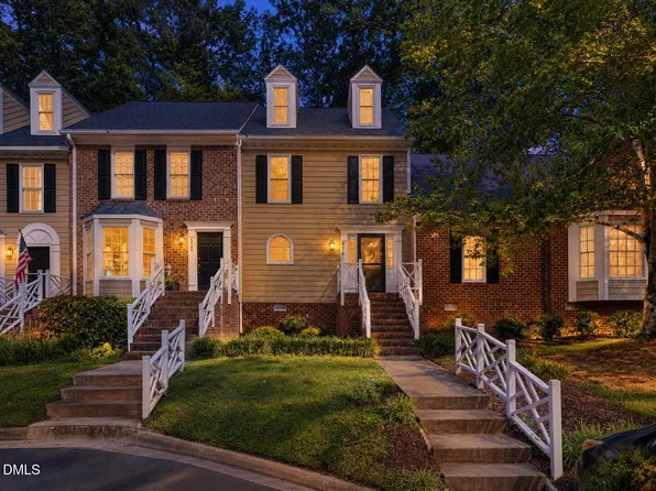 6707 Queen Annes Dr, Raleigh, NC 27613
