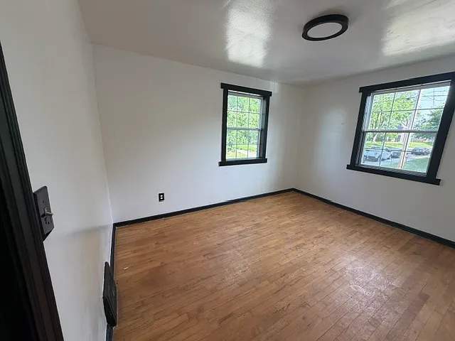 1465 W 7th Ave #D — Photo 4