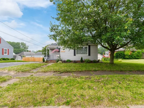 2015 Main Ave W, Massillon, OH 44647