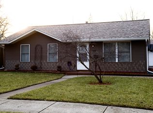 3614 Carpenter St, Steger, IL 60475