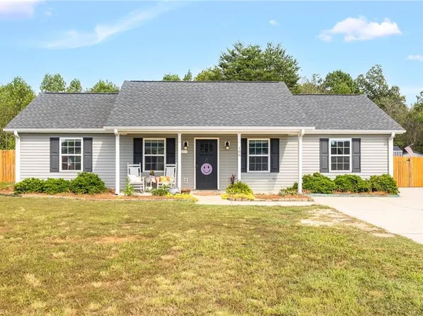 188 Tuscan Way, Lexington, NC 27295