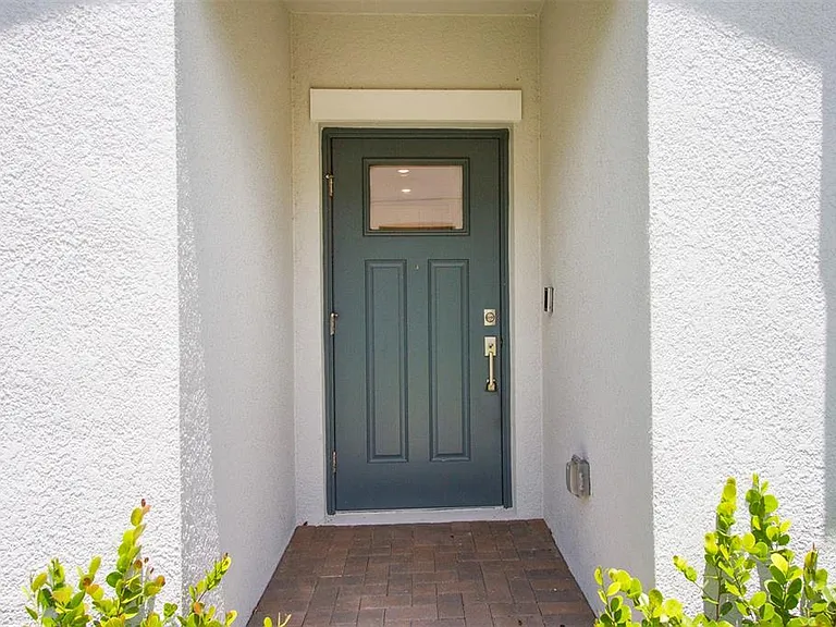 16657 Shell Bay Dr — Photo 4