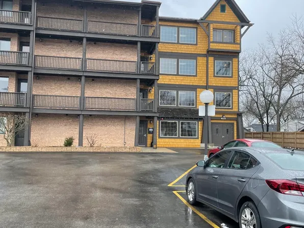 450 N Main St APT S306a, Wauconda, IL 60084