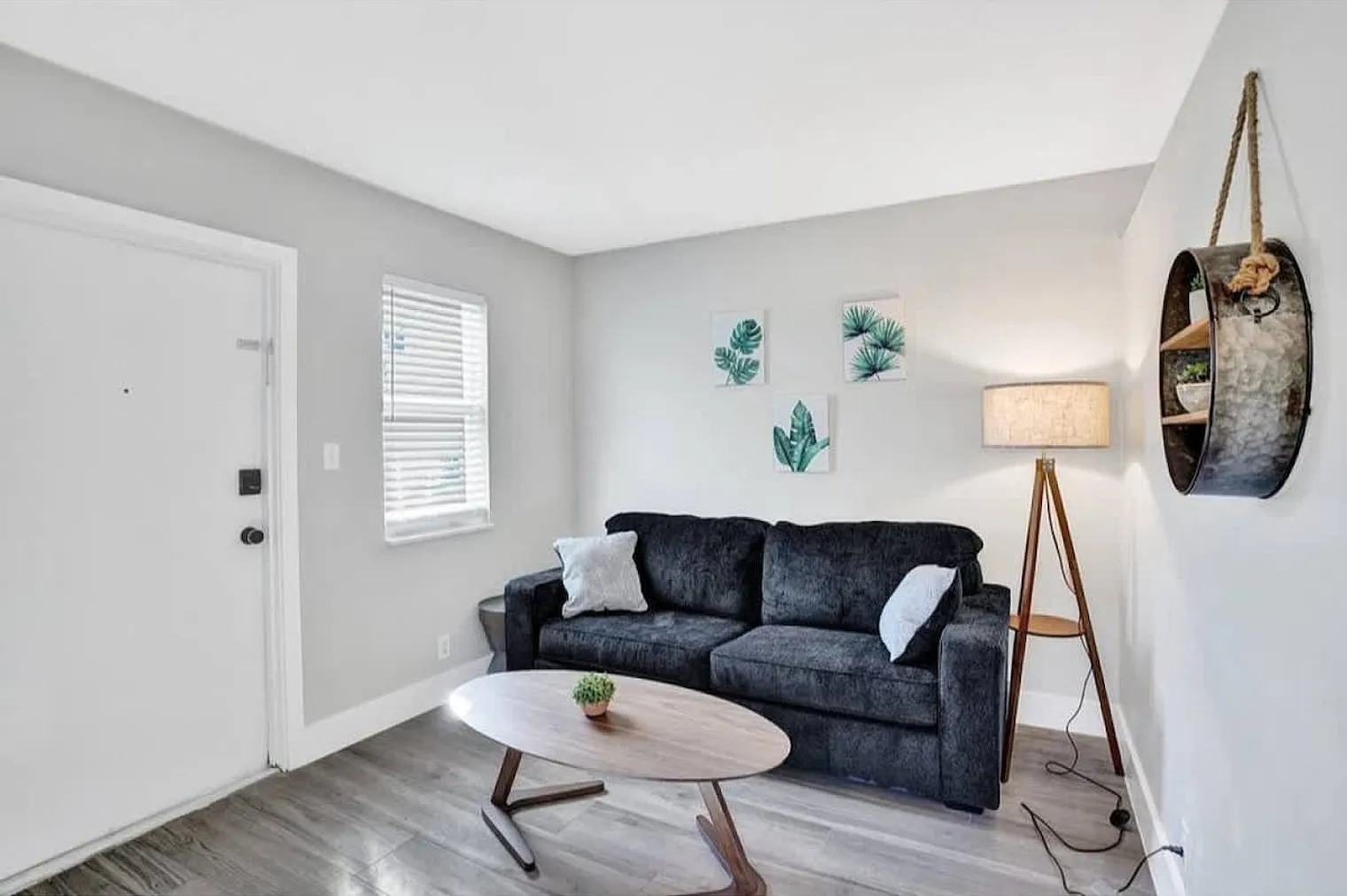 1 bed, 1.0 bath, 613 sqft, $1,491 — Photo 1