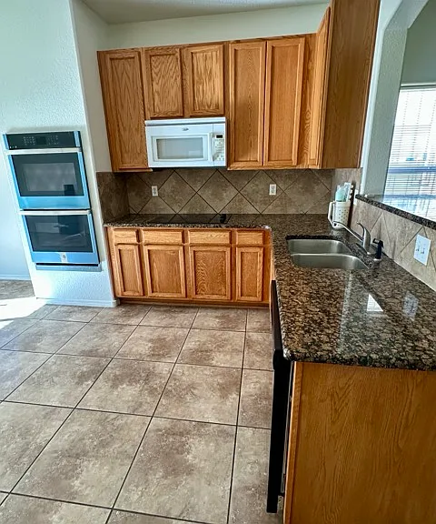 5857 Galleria Grande St — Photo 10