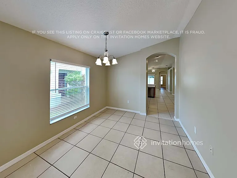 712 Cristelle Jean Dr — Photo 3
