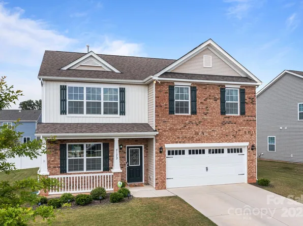 7172 Teague Dr, Gastonia, NC 28056