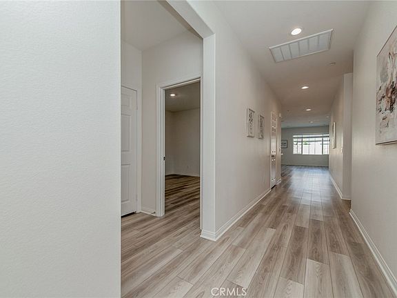 4th image of 3315 S Primerose Dr