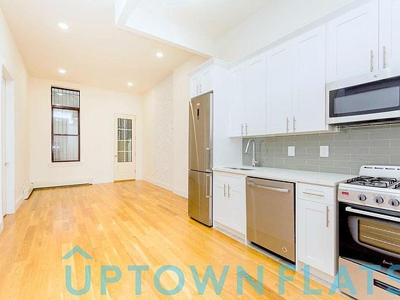 2nd image of 342 Malcolm X Blvd Frnt 1