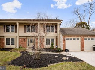 213 Meadow Dr, Mount Laurel, NJ 08054