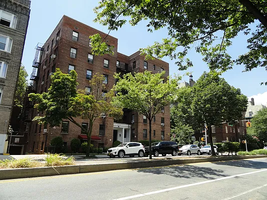 Rented by Charles Cortese Real Estate | media 28