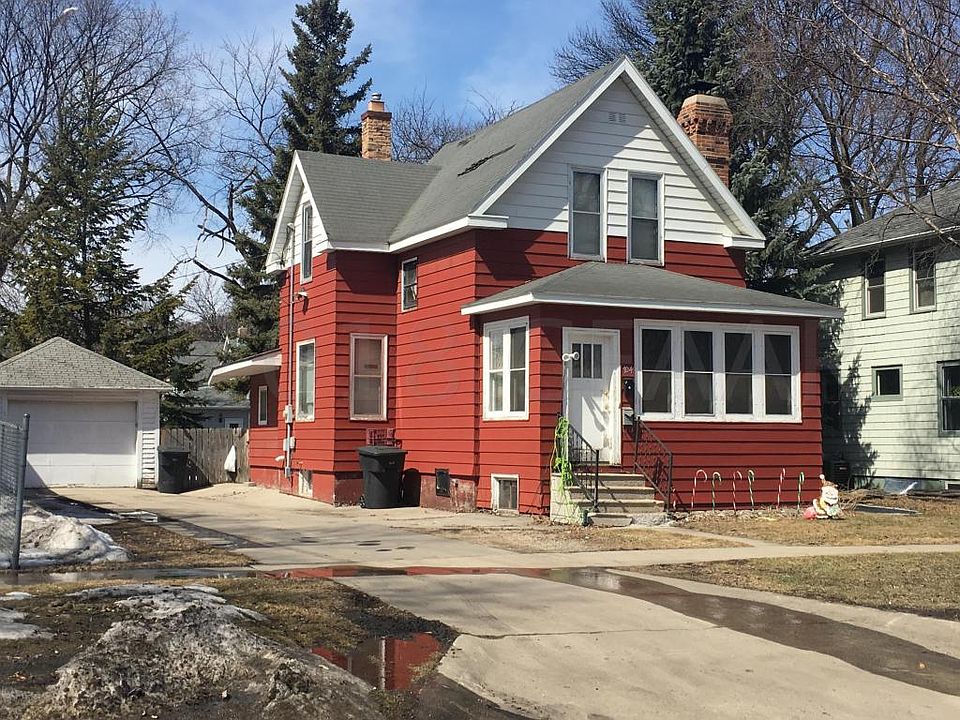 1st image of 704 Cottonwood St
