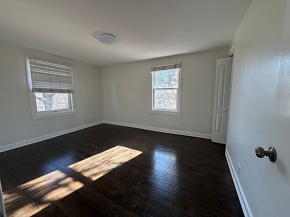 4th image of 11436 S Rockwell St
