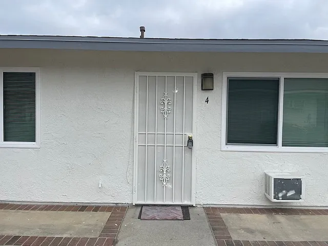 1339 W Stoneridge Ct #4 — Photo 15