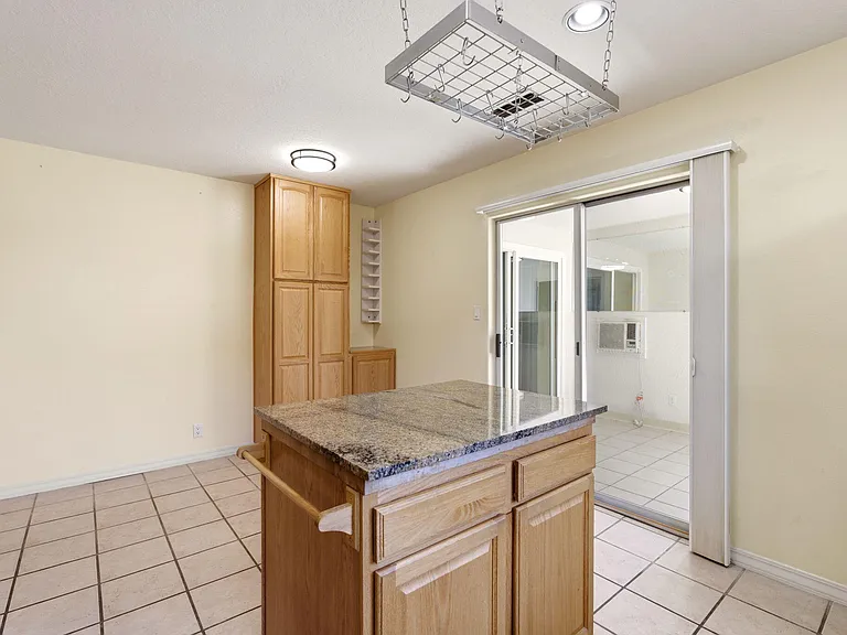 8319 Santa Clarita St NE — Photo 12