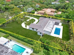 9505 SW 67th Ave, Pinecrest, FL 33156