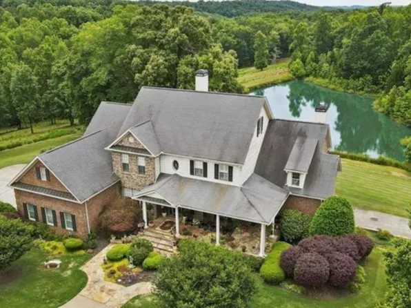 6632 Ben Parks Rd, Murrayville, GA 30564