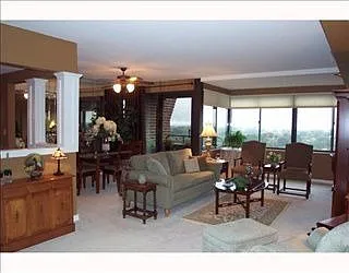 750 Washington Rd APT 1103 photo 1