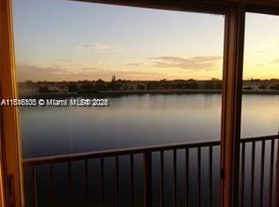 8560 N Sherman Cir APT 407, Miramar, FL 33025