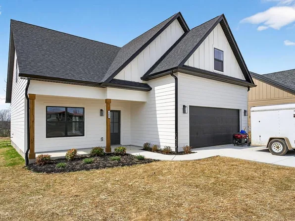 165 Cripps Ln, Smithville, TN 37166