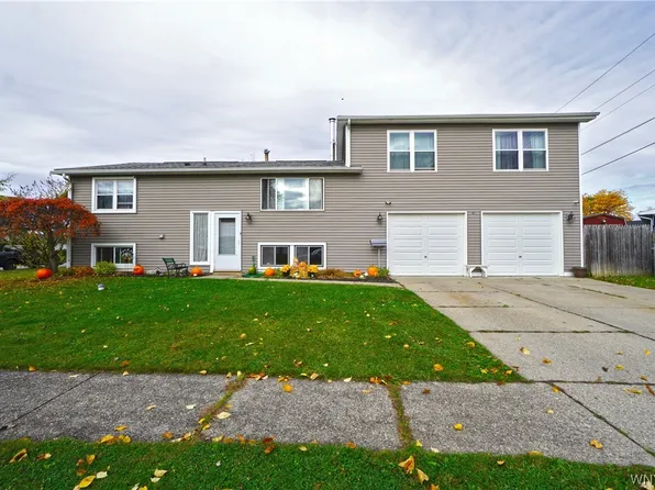 43 Pamela Dr, Depew, NY 14043