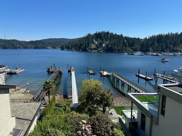 2588 Panorama Dr, North Vancouver, BC V7G 1V5