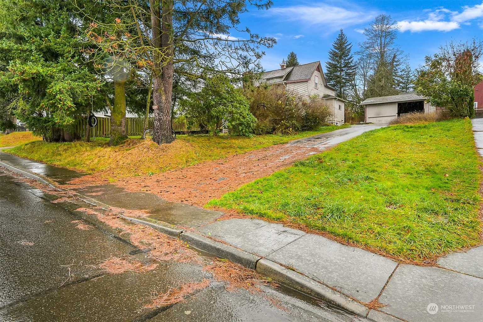 6109 Evergreen Way photo 1