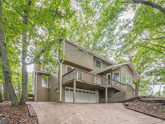 3rd image of 834 Lake Arrowhead Dr