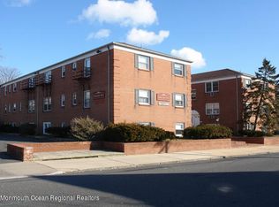 151 Stockton Ave APT 15, Ocean Grove, NJ 07756