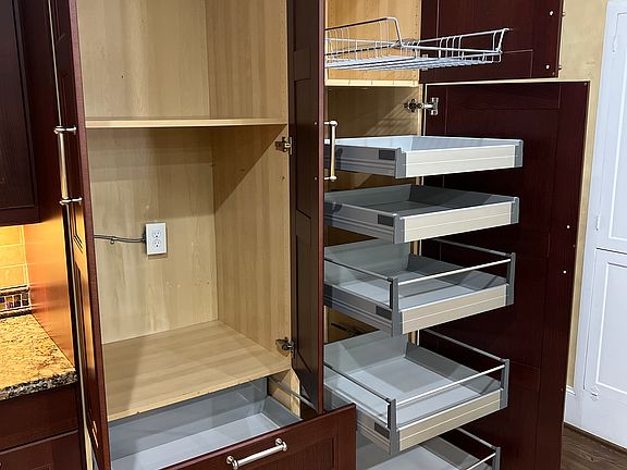 4th image of 5814 Vickery Blvd #1