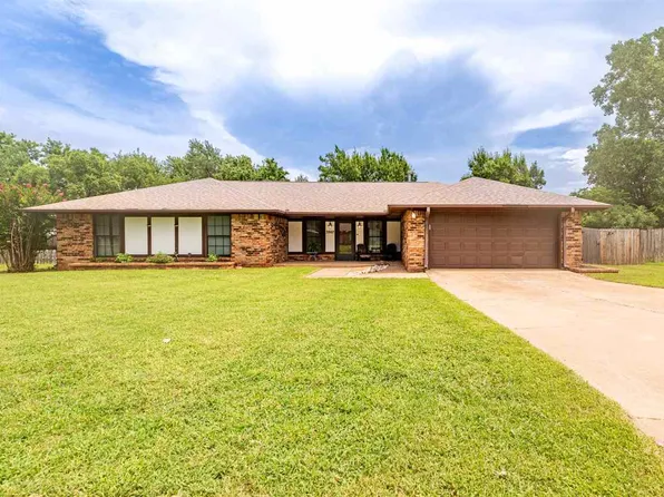 3907 Yorkshire Dr, Stillwater, OK 74074