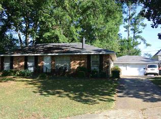 426 Cardinal Dr, Collierville, TN 38017