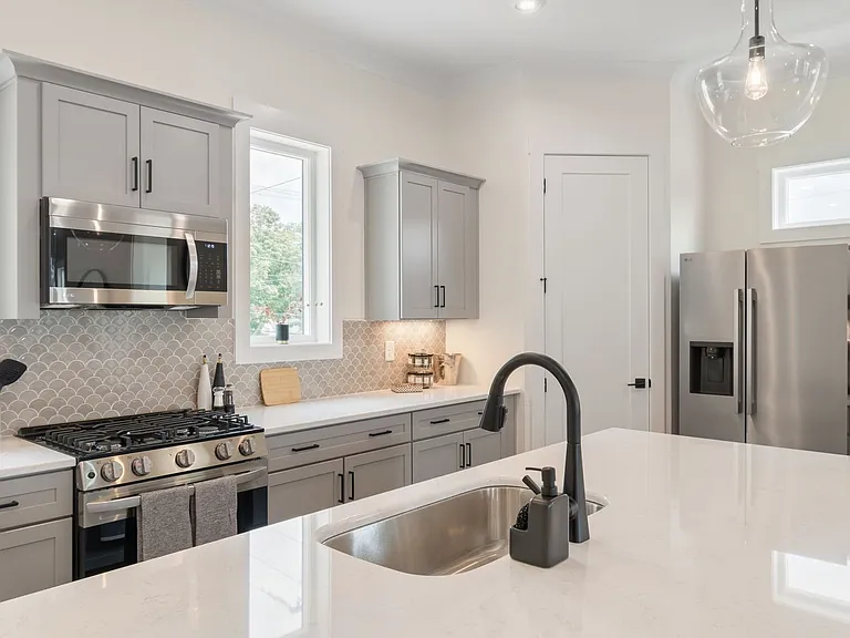 601 Southgate Ave — Photo 34