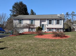 5 Ash St, Webster, MA 01570