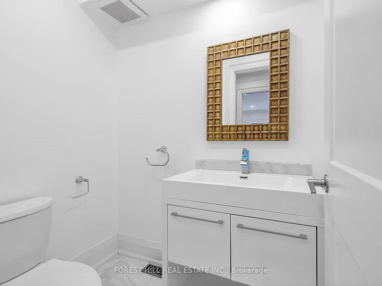 33 Warlock Cres — Photo 13