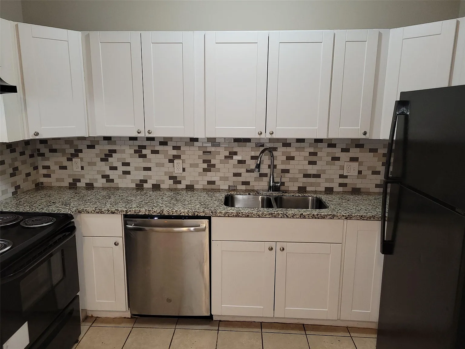 4 bed, 3.5 bath, 1690 sqft, $1,775 — Photo 1