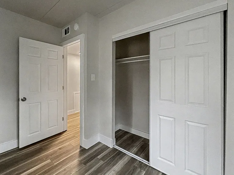 8 Midland Rd — Photo 9